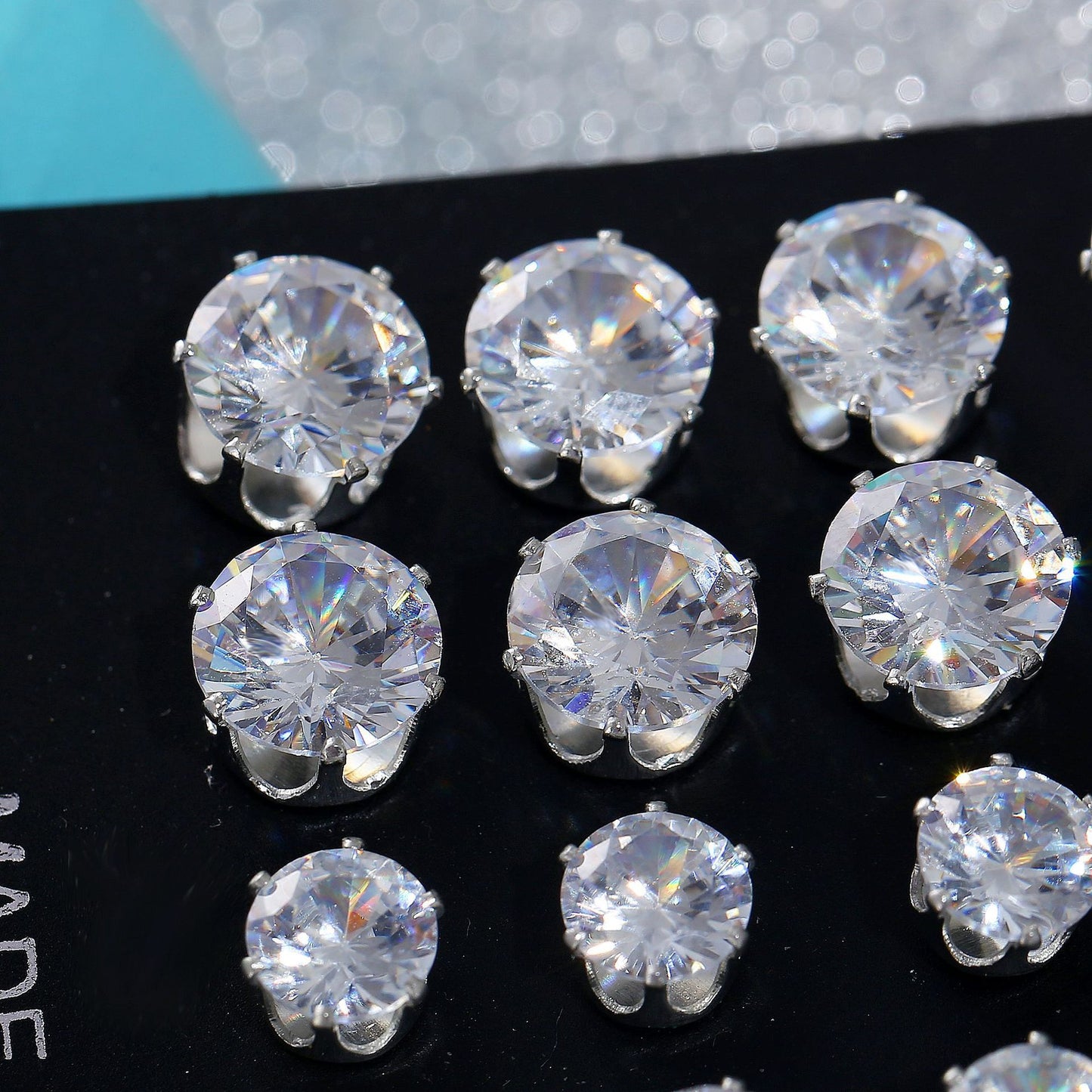 Round Six-claw Crystal Zircon Set 12 Pairs Of Ear Studs